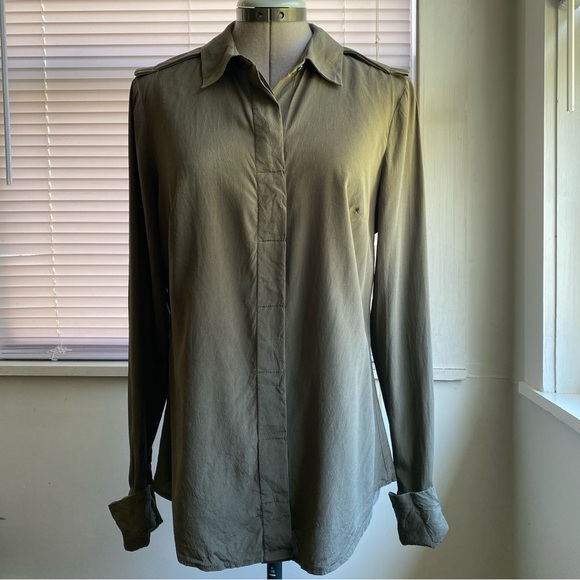 ANN TAYLOR Navy Green Silk Button Down Shirt Long Sleeve Size S - Picture 1 of 7